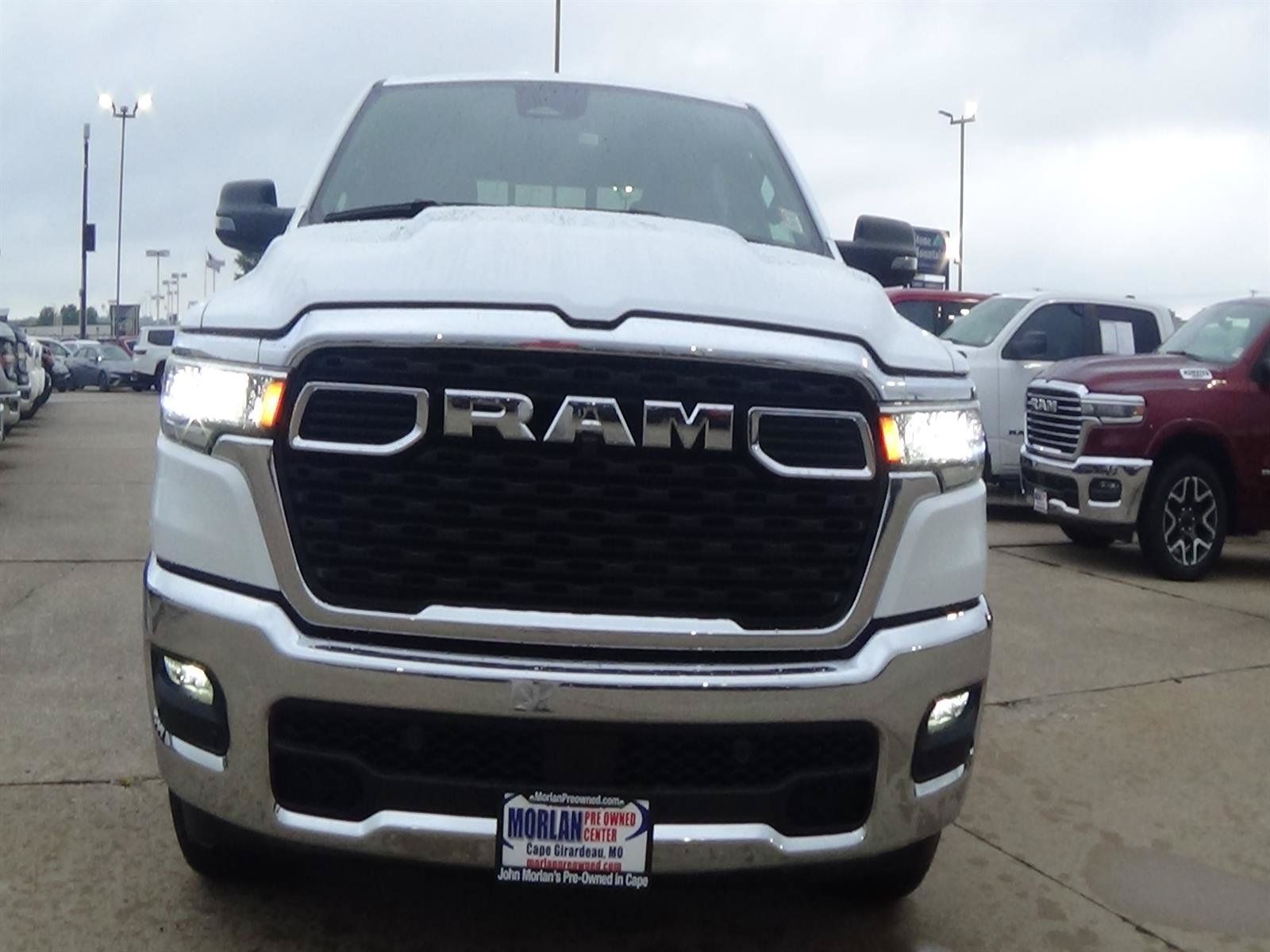 Used 2025 RAM 1500 Big Horn AWD/4WD image 3