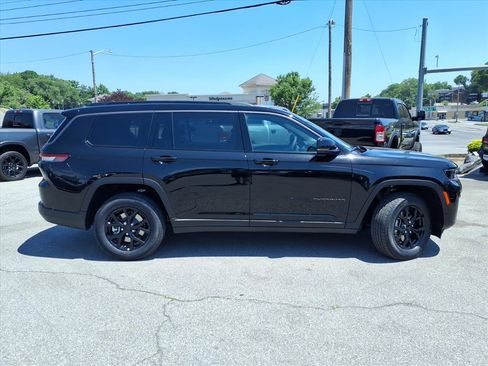 New 2026 Jeep Grand Cherokee L 4WD image 3