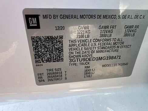 Certified 2021 GMC Sierra 1500 SLT w/ X31 Off-Road Package image 30