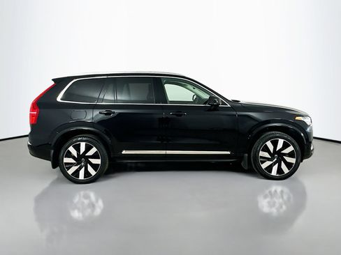 Used 2025 Volvo XC90 T8 Plus w/ Protection Package Premier AWD/4WD image 4