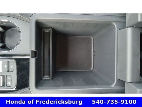 Certified 2025 Honda Pilot TrailSport image 33