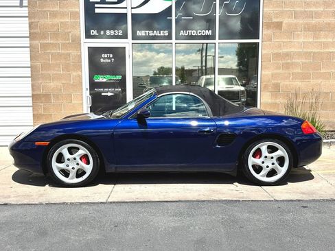 Used 2002 Porsche Boxster S RWD image 2