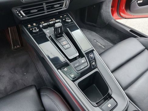 Used 2021 Porsche 911 Carrera 4S image 23