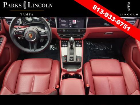 Used 2024 Porsche Macan S image 11