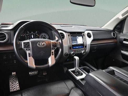 Used 2018 Toyota Tundra Limited w/ Limited Premium Package AWD/4WD image 35
