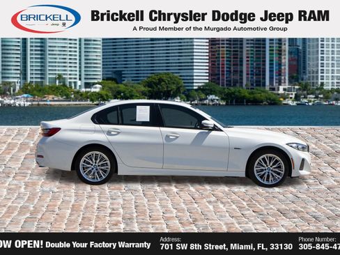 Used 2023 BMW 330e w/ Driving Assistance Package RWD image 4