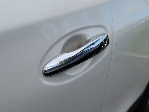 Used 2016 Nissan Rogue SL FWD image 6