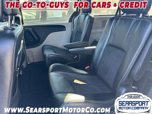Used 2020 Dodge Grand Caravan SXT image 7