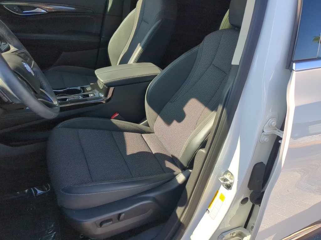 Used 2023 Buick Envision Preferred FWD image 17