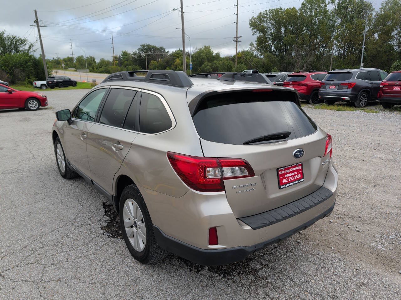 Used 2017 Subaru Outback 2.5i Premium AWD/4WD image 5