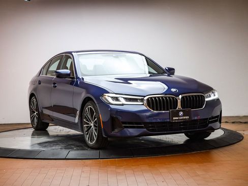 Certified 2023 BMW 540i w/ Premium Package image 7