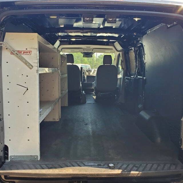 Used 2018 Ford Transit 150 130 Low Roof RWD image 30