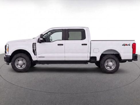 Used 2026 Ford F250 XL AWD/4WD image 3
