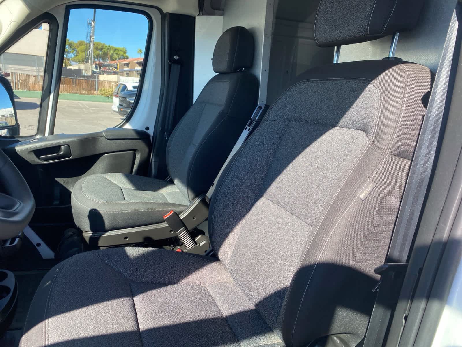 Used 2025 RAM ProMaster 2500 FWD image 13