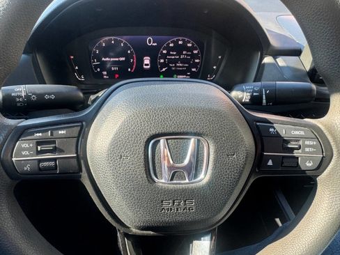 Used 2023 Honda Accord EX image 18