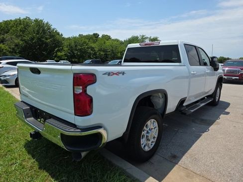 Used 2025 Chevrolet Silverado 3500 LT w/ Safety Package AWD/4WD image 5