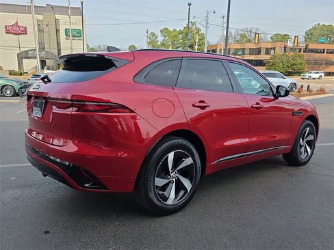 Used 2024 Jaguar F-PACE R-Dynamic S image 5