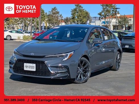 Used 2026 Toyota Corolla SE image 1
