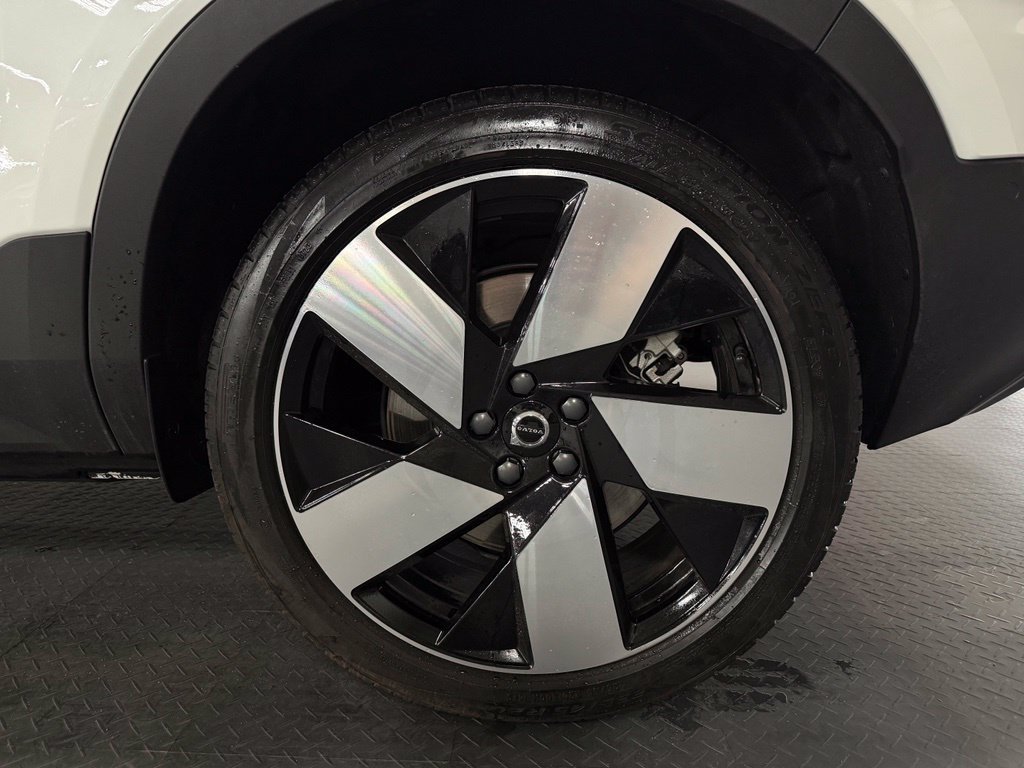 Used 2023 Volvo C40 P8 Recharge Ultimate w/ Protection Package Premier AWD/4WD image 7