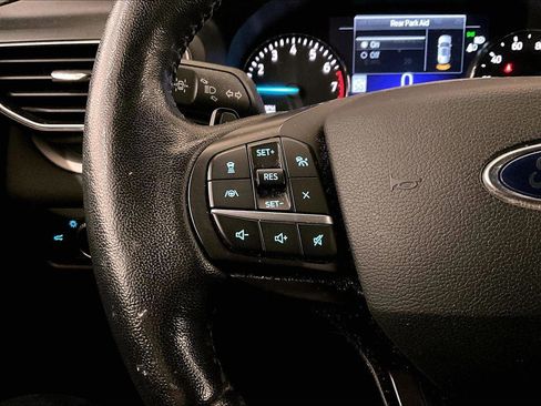 Used 2020 Ford Explorer XLT w/ Equipment Group 202A image 17