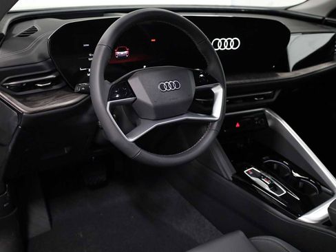 New 2025 Audi Q5 Premium Plus image 4