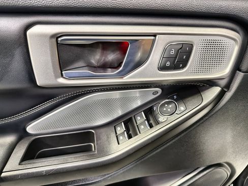 Used 2020 Ford Explorer ST w/ Premium Technology Package image 46