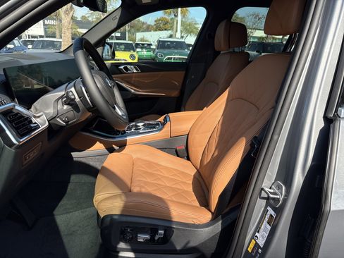 Used 2026 BMW X5 xDrive50e AWD/4WD image 13