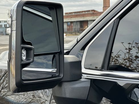 Used 2025 GMC Sierra 2500 Denali Ultimate w/ Snow Plow Prep/Camper Package image 54