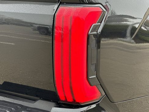 New 2026 Toyota Tundra SR5 AWD/4WD image 31