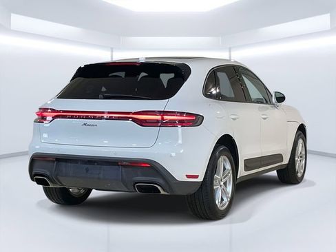 Used 2024 Porsche Macan image 7