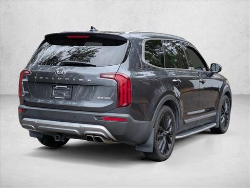 Used 2020 Kia Telluride SX w/ SX Prestige Package image 2