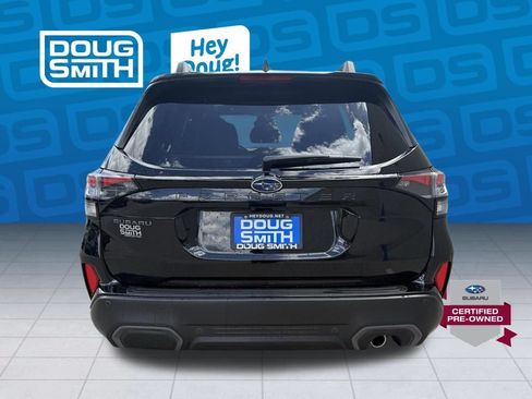Certified 2025 Subaru Forester Limited AWD/4WD image 5