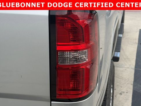 Used 2019 GMC Sierra 2500 Denali w/ Duramax Plus Package AWD/4WD image 8