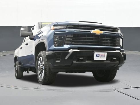 Used 2024 Chevrolet Silverado 2500 Custom w/ Custom Value Package AWD/4WD image 59