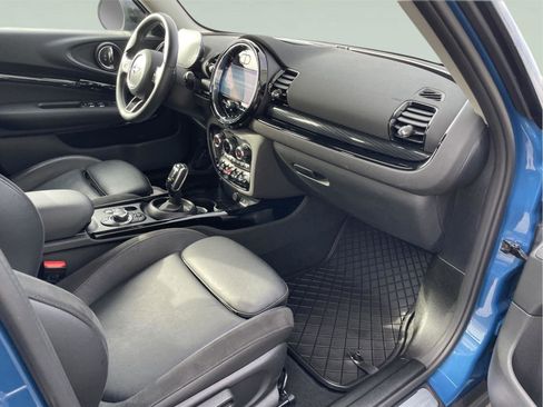 Used 2023 MINI Cooper Clubman S w/ Signature Upholstery Package AWD/4WD image 19