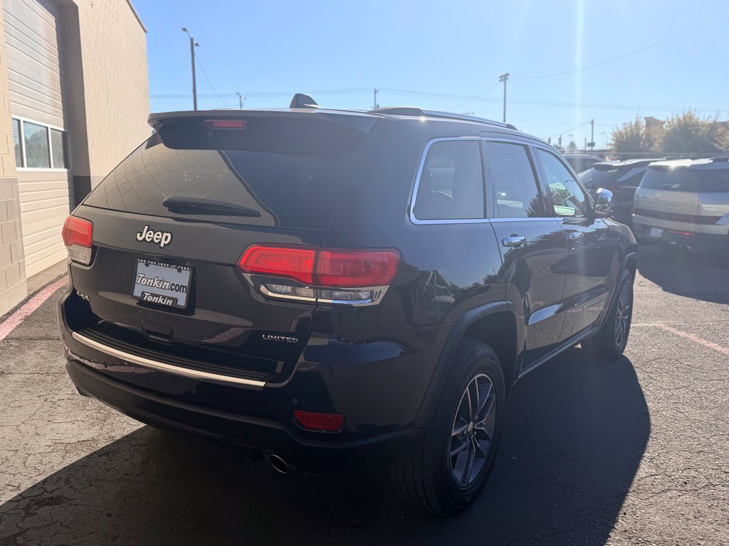Used 2018 Jeep Grand Cherokee Limited AWD/4WD image 5