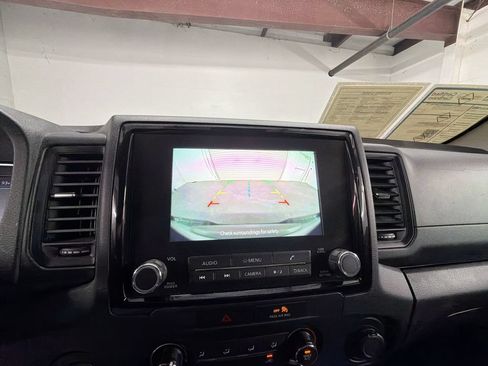 Used 2022 Nissan Frontier S RWD image 14