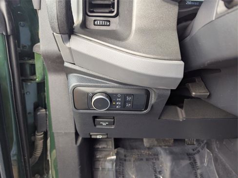 Used 2024 Ford Bronco Everglades image 24