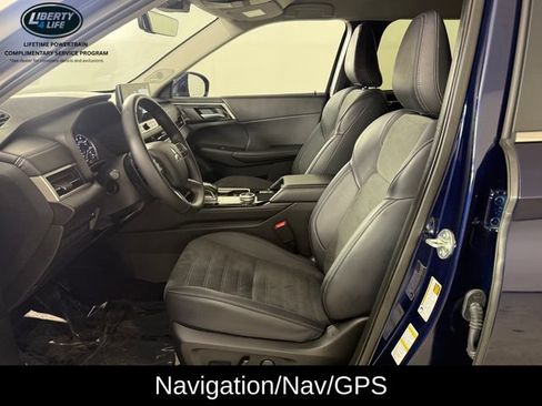 Used 2025 Mitsubishi Outlander SE AWD/4WD image 14
