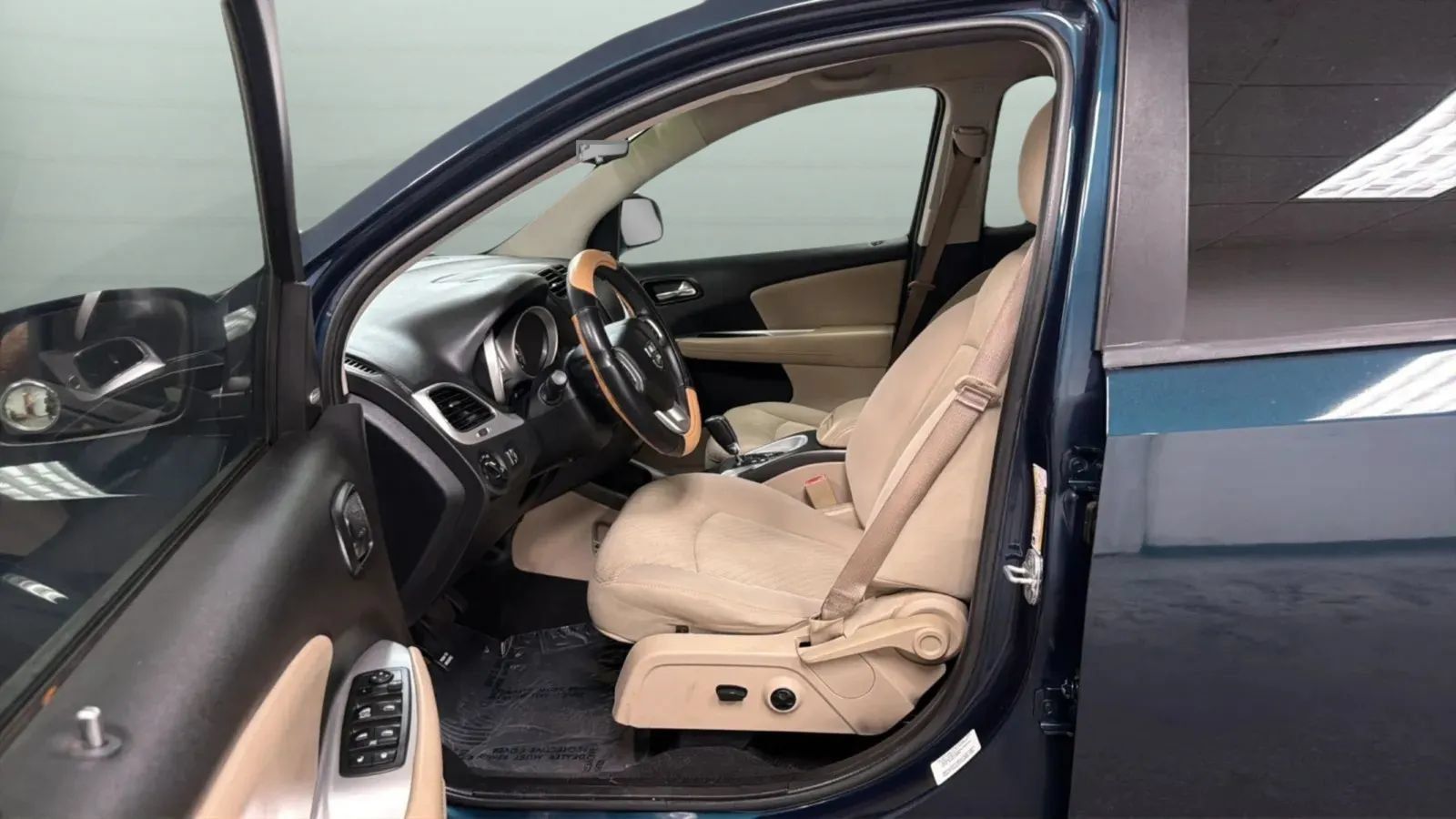 Used 2013 Dodge Journey SXT w/ Flexible Seating Group FWD image 20