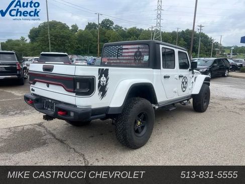 Used 2022 Jeep Gladiator Rubicon w/ LED Lighting Group AWD/4WD image 3