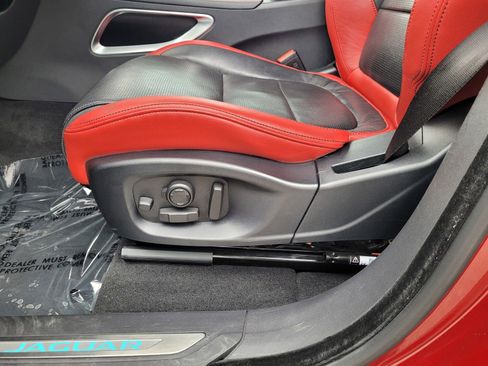 Used 2017 Jaguar F-PACE S image 15