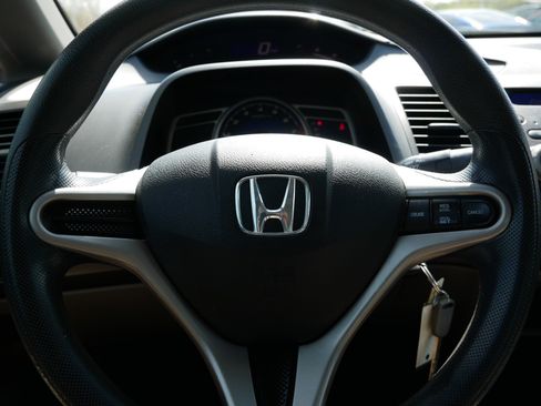 Used 2010 Honda Civic LX image 25