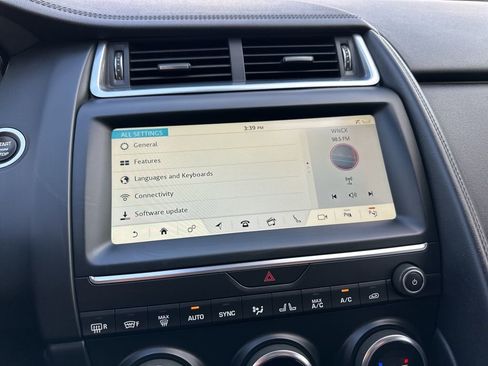 Used 2018 Jaguar E-PACE S image 62