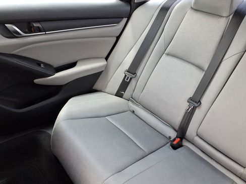 Used 2018 Honda Accord LX image 23