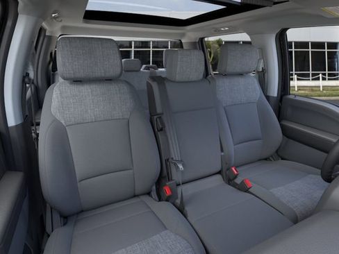 New 2026 Ford F250 XLT w/ XLT Premium Package AWD/4WD image 10