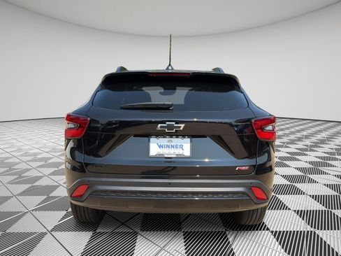 New 2026 Chevrolet Trax RS w/ Driver Confidence Package FWD image 4