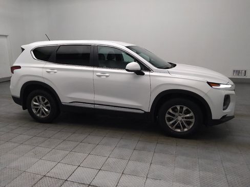 Used 2020 Hyundai Santa Fe SE FWD image 11