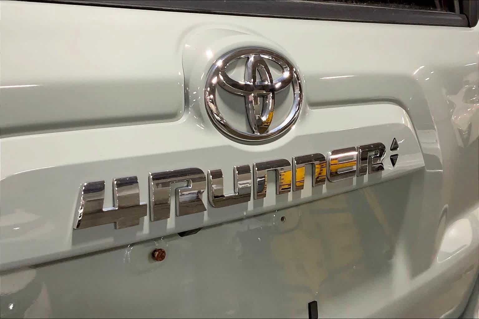 Used 2023 Toyota 4Runner TRD Sport AWD/4WD image 30