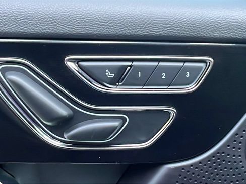 Used 2025 Lincoln Corsair FWD image 16